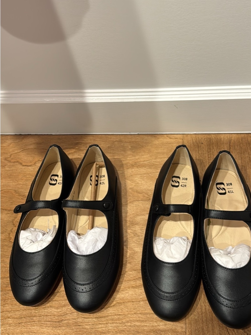 Classic Black Mary Jane Flats for Women with Strap
